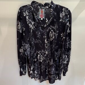 Johnny Was Black, White & Blue Patterned Blouse